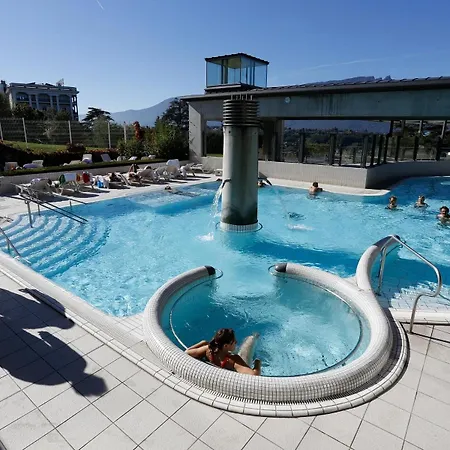 Appartement Le156 Cosy Thermes, Piscine & Box Prive