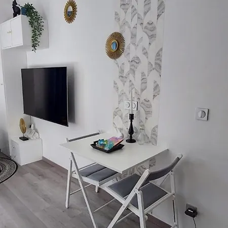 Appartement Le156 Cosy Thermes, Piscine & Box Prive